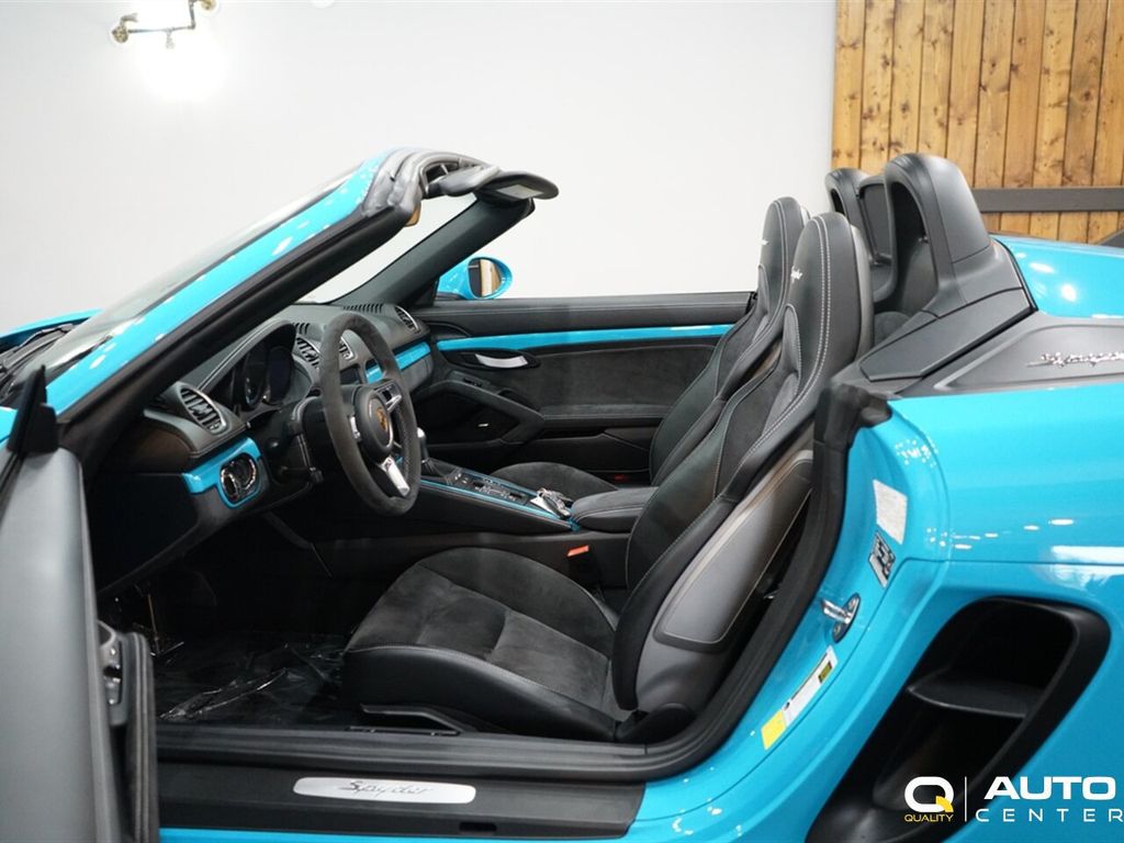 2020 Porsche 718 Spyder Roadster - 22960121 - 19