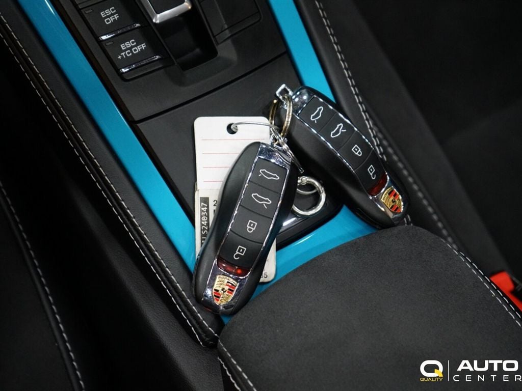 2020 Porsche 718 Spyder Roadster - 22960121 - 28