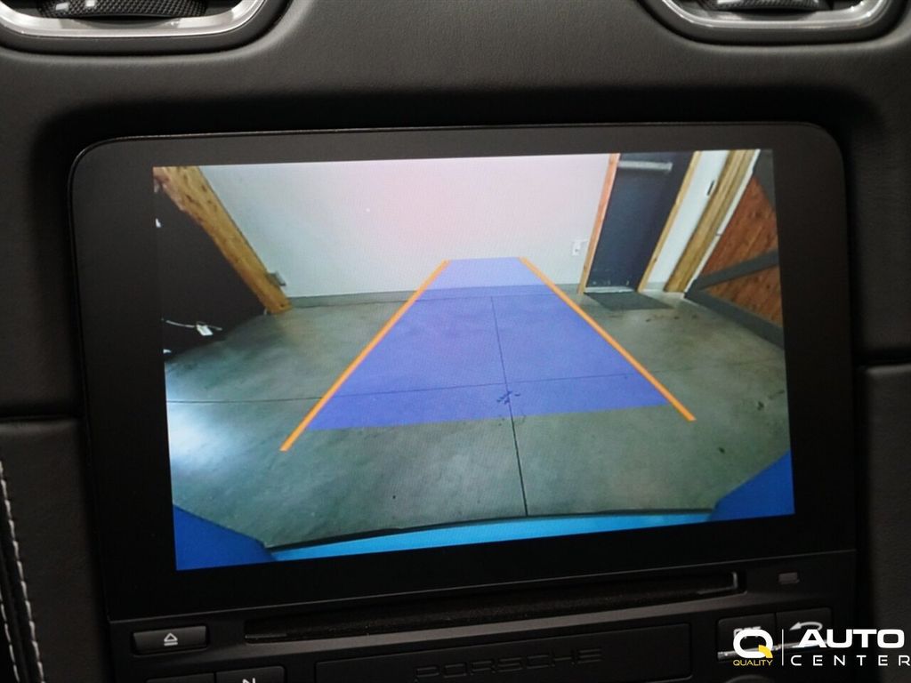 2020 Porsche 718 Spyder Roadster - 22960121 - 29