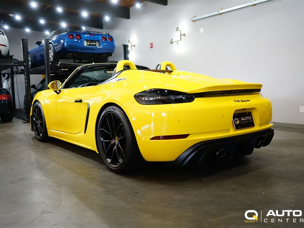 2020 Porsche 718 Spyder Roadster - 23082167 - 6
