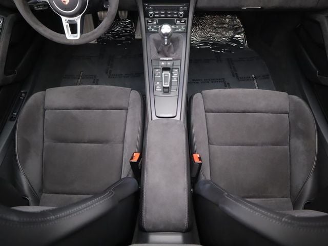 2020 Porsche 718 Spyder Roadster - 22924814 - 21