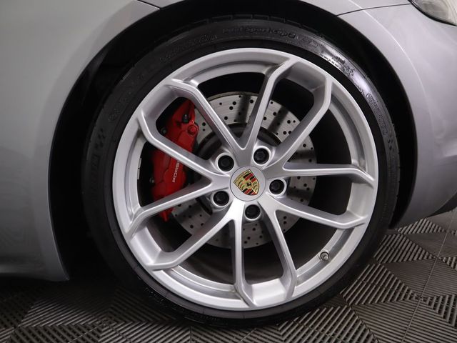 2020 Porsche 718 Spyder Roadster - 22924814 - 31