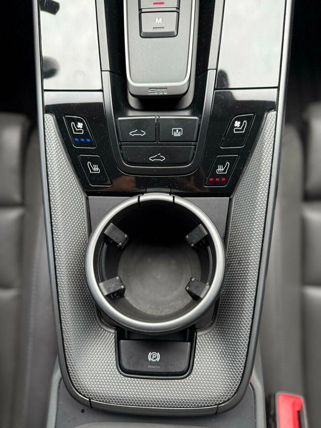 2020 Porsche 911  - 22945624 - 19