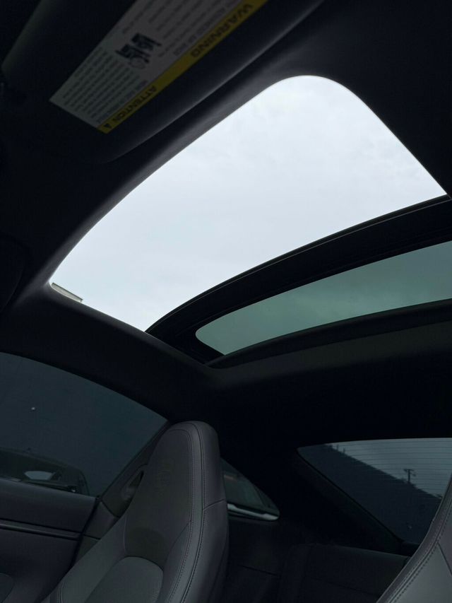 2020 Porsche 911  - 22945624 - 20