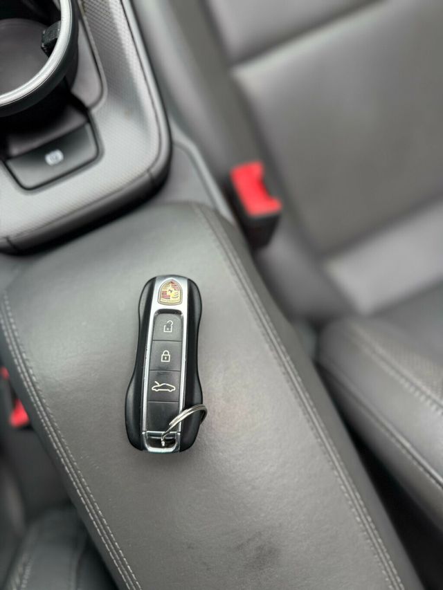 2020 Porsche 911  - 22945624 - 22