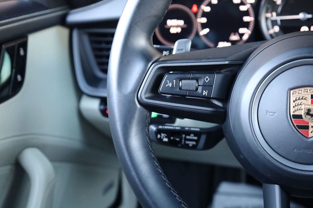 2020 Porsche 911  - 22938594 - 25