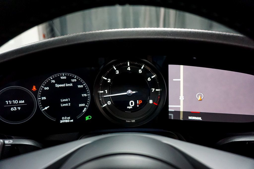 2020 Porsche 911 *911 Carrera* *Cabriolet* *White/Red* *Sport Package* - 22961975 - 29