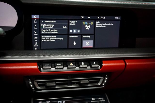 2020 Porsche 911 *911 Carrera* *Cabriolet* *White/Red* *Sport Package* - 22961975 - 30