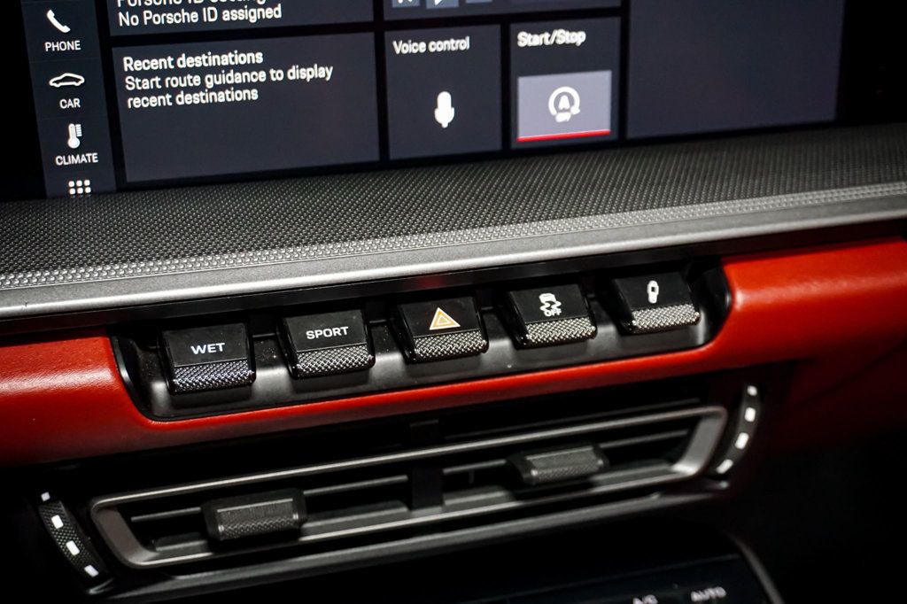 2020 Porsche 911 *911 Carrera* *Cabriolet* *White/Red* *Sport Package* - 22961975 - 31