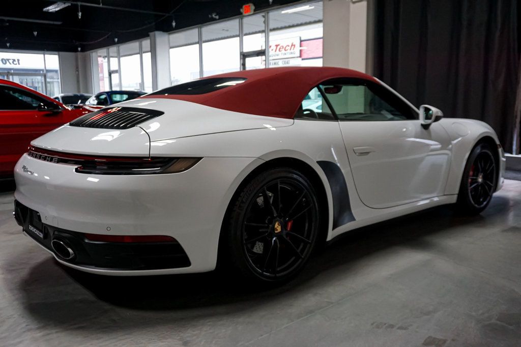 2020 Porsche 911 *911 Carrera* *Cabriolet* *White/Red* *Sport Package* - 22961975 - 37