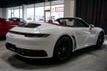 2020 Porsche 911 *911 Carrera* *Cabriolet* *White/Red* *Sport Package* - 22961975 - 43