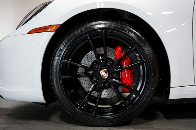 2020 Porsche 911 *911 Carrera* *Cabriolet* *White/Red* *Sport Package* - 22961975 - 52