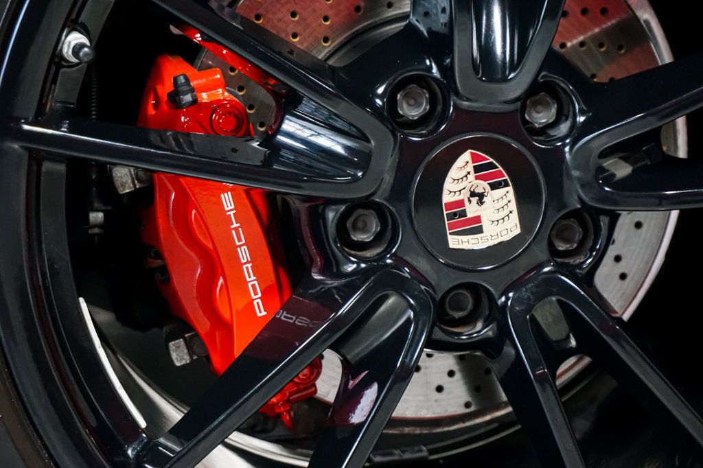 2020 Porsche 911 *911 Carrera* *Cabriolet* *White/Red* *Sport Package* - 22961975 - 57