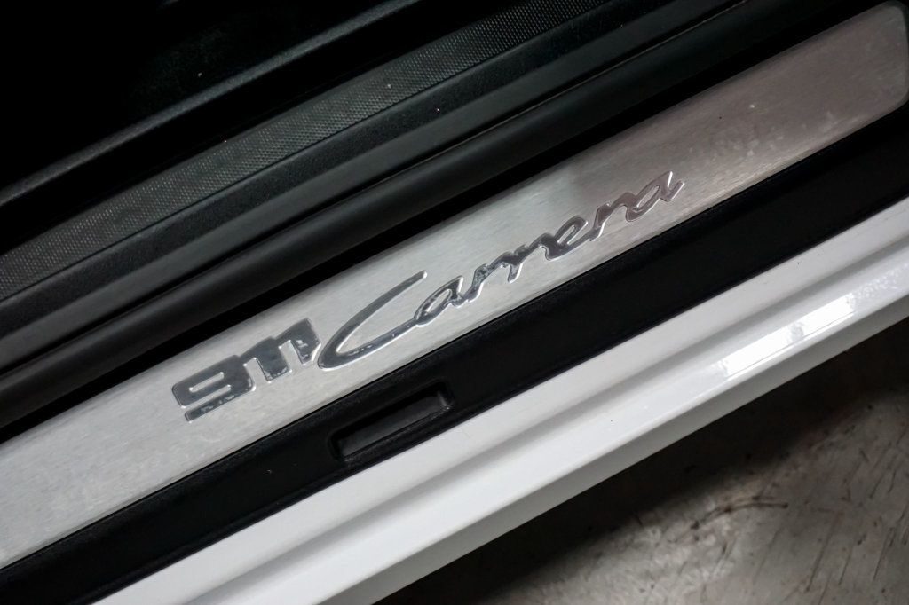 2020 Porsche 911 *911 Carrera* *Cabriolet* *White/Red* *Sport Package* - 22961975 - 76