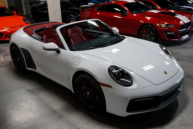 2020 Porsche 911 *911 Carrera* *Cabriolet* *White/Red* *Sport Package* - 22961975 - 87