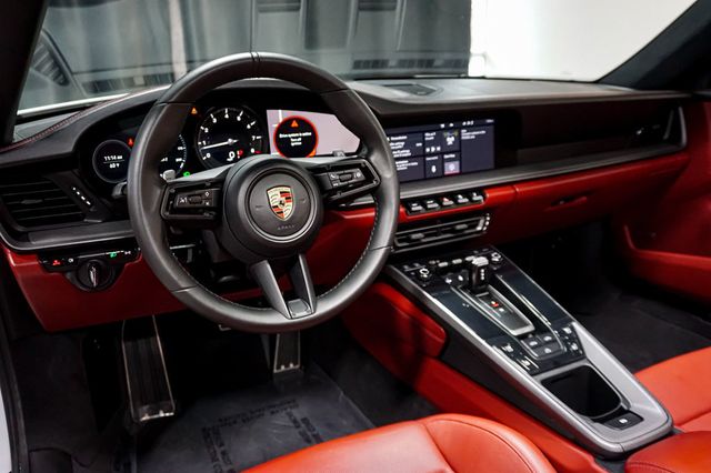 2020 Porsche 911 *911 Carrera* *Cabriolet* *White/Red* *Sport Package* - 22961975 - 8