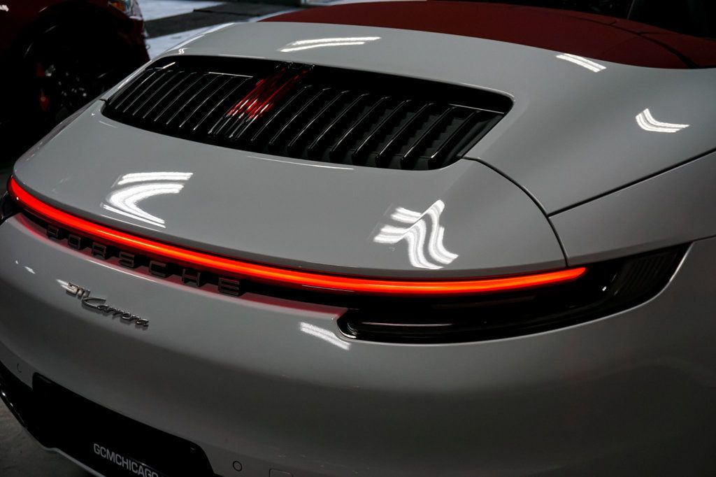 2020 Porsche 911 *911 Carrera* *Cabriolet* *White/Red* *Sport Package* - 22961975 - 92