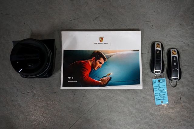 2020 Porsche 911 *911 Carrera* *Cabriolet* *White/Red* *Sport Package* - 22961975 - 96