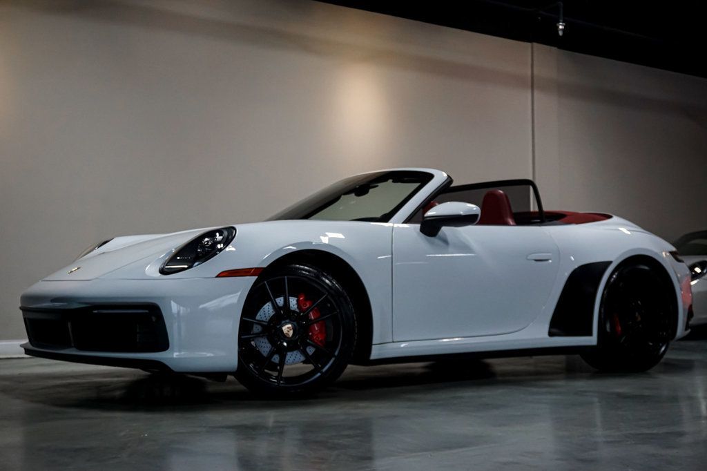 2020 Porsche 911 *911 Carrera* *Cabriolet* *White/Red* *Sport Package* - 22961975 - 97