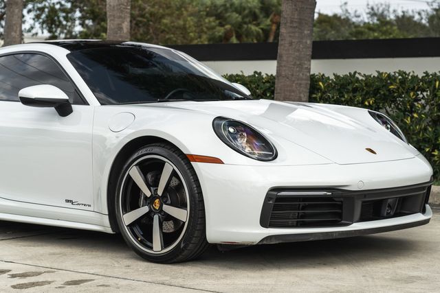 2020 Porsche 911 Carrera - 22285233 - 13