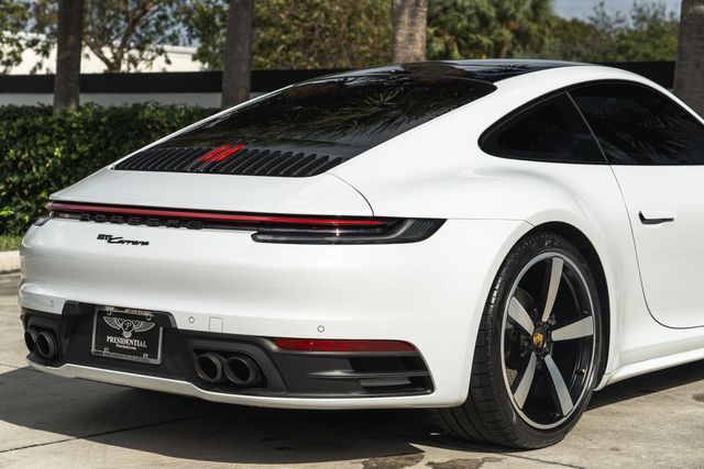 2020 Porsche 911 Carrera - 22285233 - 18
