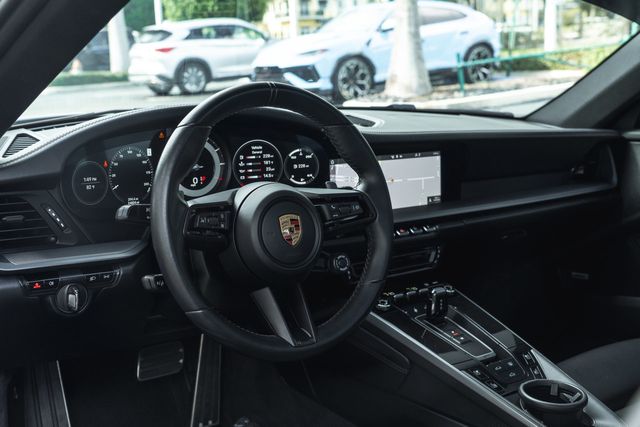2020 Porsche 911 Carrera - 22285233 - 20