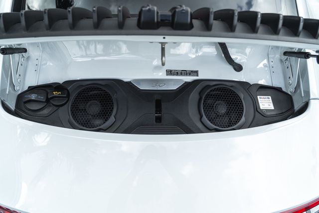 2020 Porsche 911 Carrera - 22285233 - 31