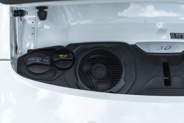 2020 Porsche 911 Carrera - 22285233 - 32