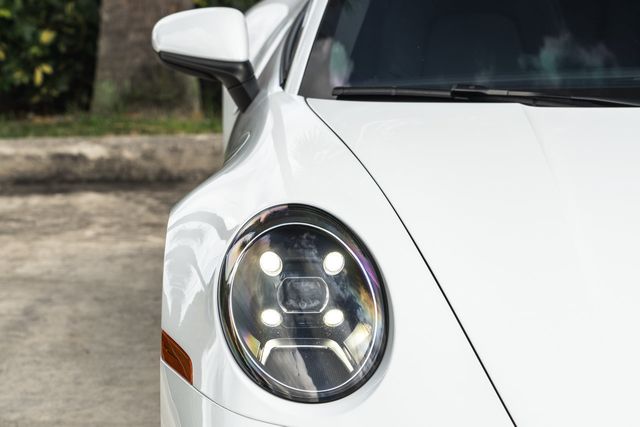 2020 Porsche 911 Carrera - 22285233 - 3