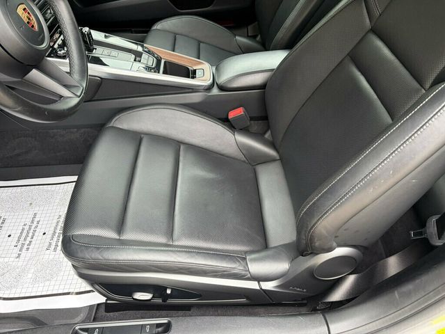2020 Porsche 911 Carrera 4S Cabriolet - 23069071 - 10