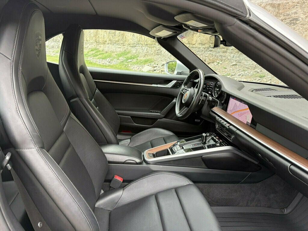 2020 Porsche 911 Carrera 4S Cabriolet - 23069071 - 28