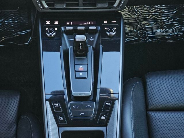 2020 Porsche 911 Carrera Cabriolet - 22981026 - 27