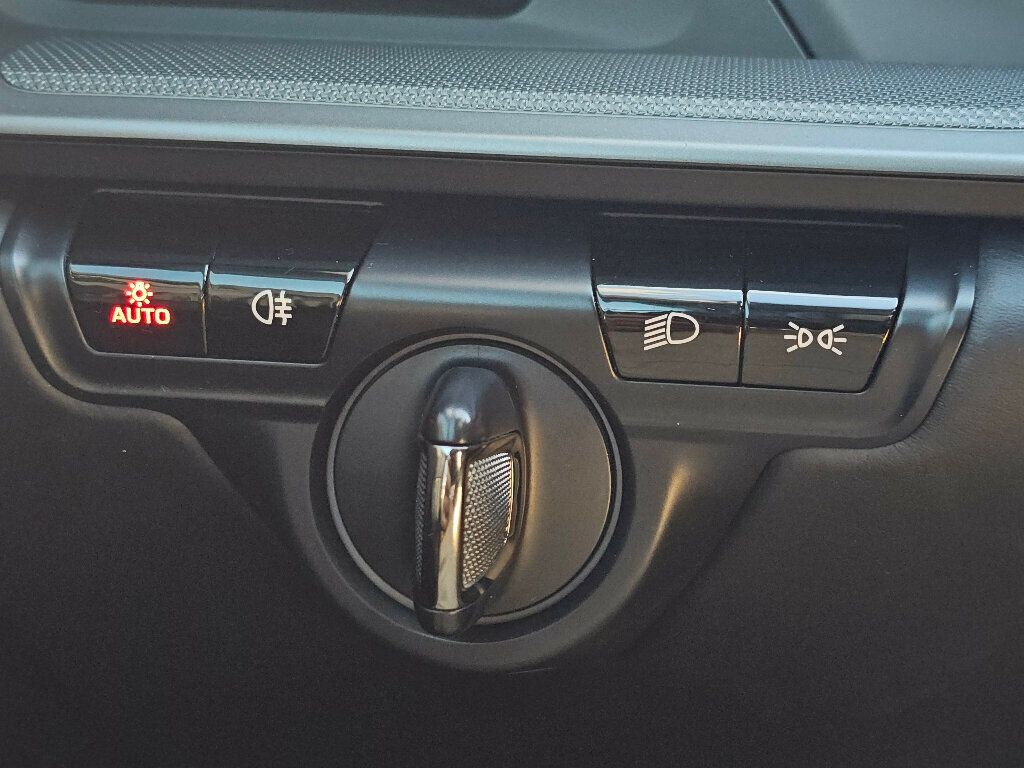 2020 Porsche 911 Carrera Cabriolet - 22981026 - 36