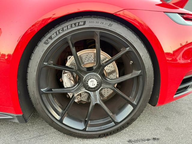 2020 Porsche 911 Carrera Coupe - 22941722 - 24
