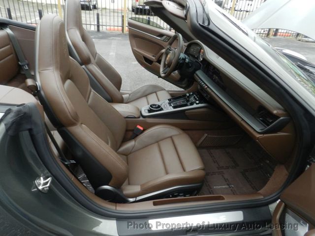2020 Porsche 911 Carrera S Cabriolet - 20947470 - 29