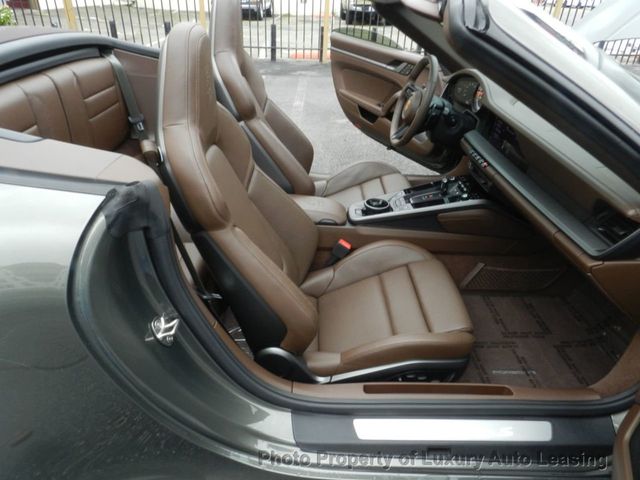 2020 Porsche 911 Carrera S Cabriolet - 20947470 - 32
