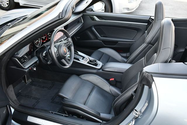 2020 Porsche 911 Carrera S Cabriolet W/Premium Package and Navigation - 22946606 - 13