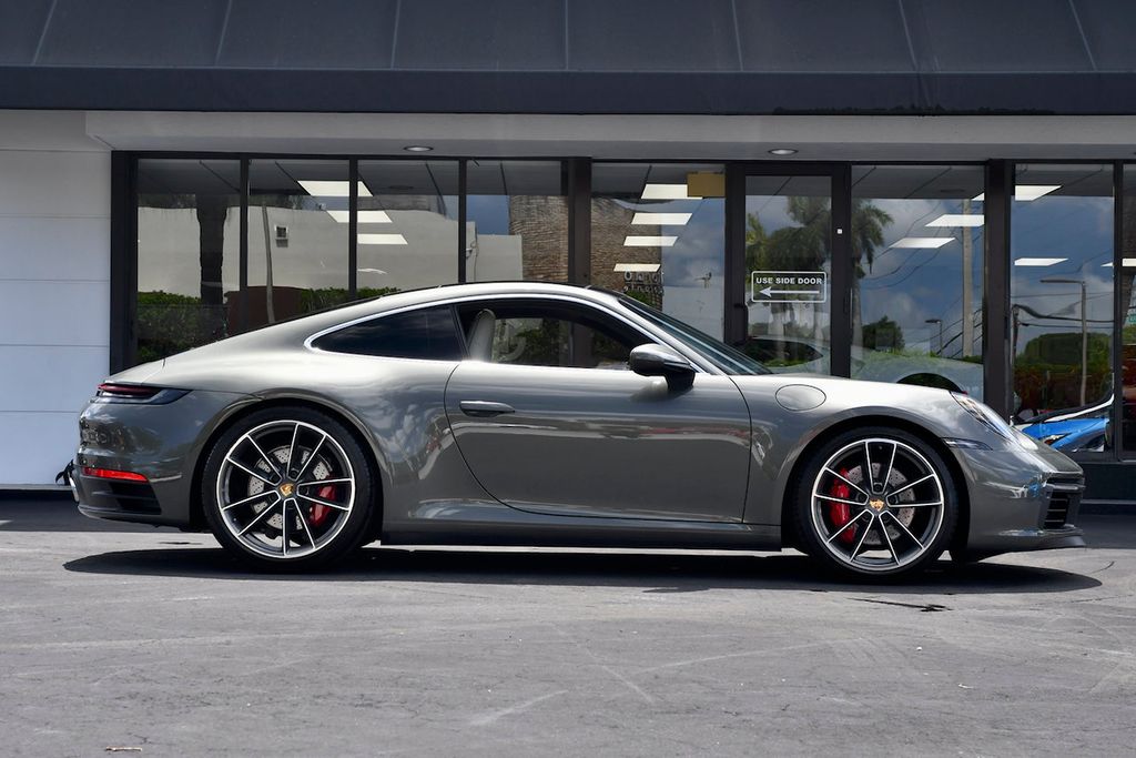 2020 Porsche 911 Carrera S Coupe - 22524827 - 19