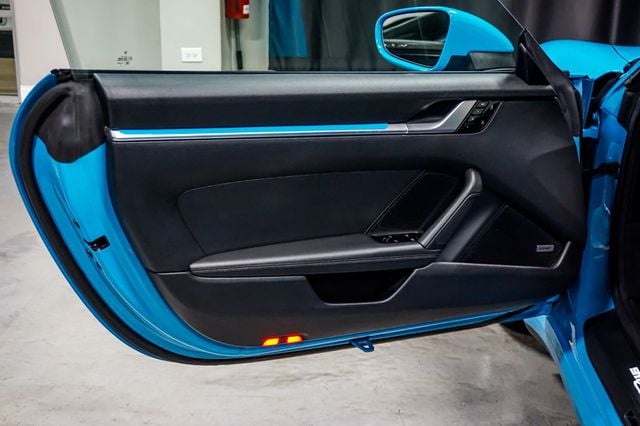 2020 Porsche 911 *Carrera S Coupe* *Miami Blue* *Sport/Design Pkg* *Sunroof*  - 22942292 - 23