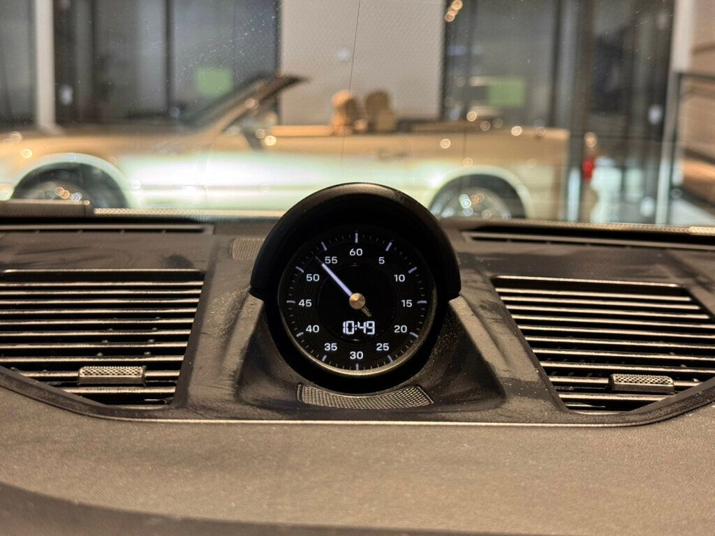 2020 Porsche 911 LocalTrade/1Owner/SportChronoPkg/PremiumPkg/FrontAxleLift - 22969922 - 14