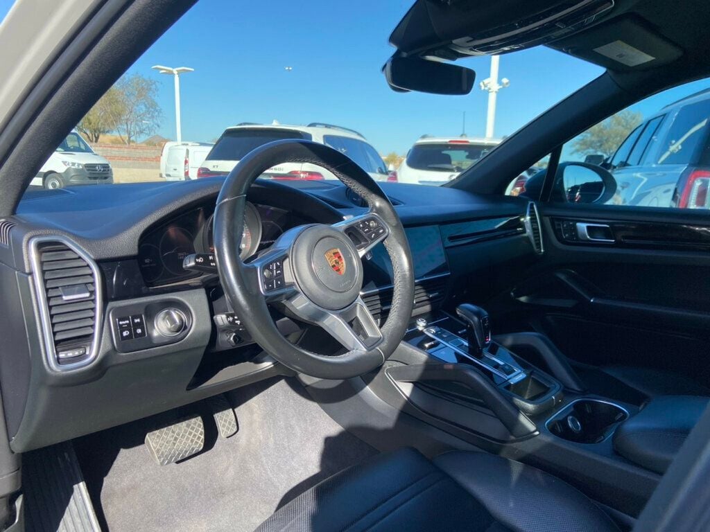 2020 Porsche Cayenne AWD - 22767673 - 11