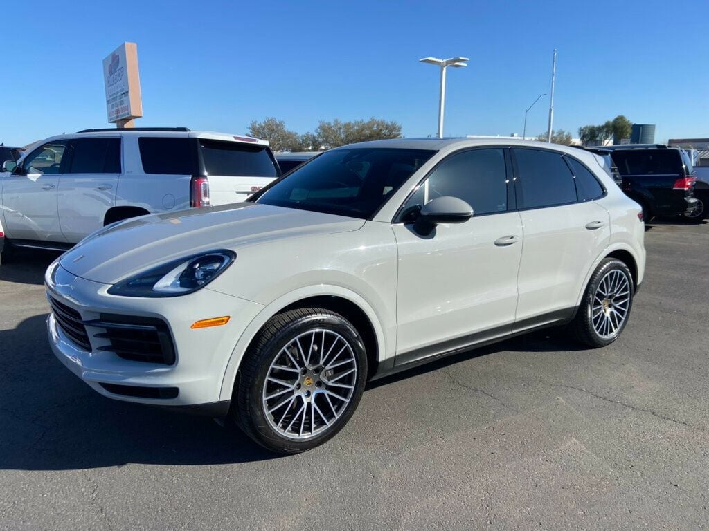 2020 Porsche Cayenne AWD - 22767673 - 1