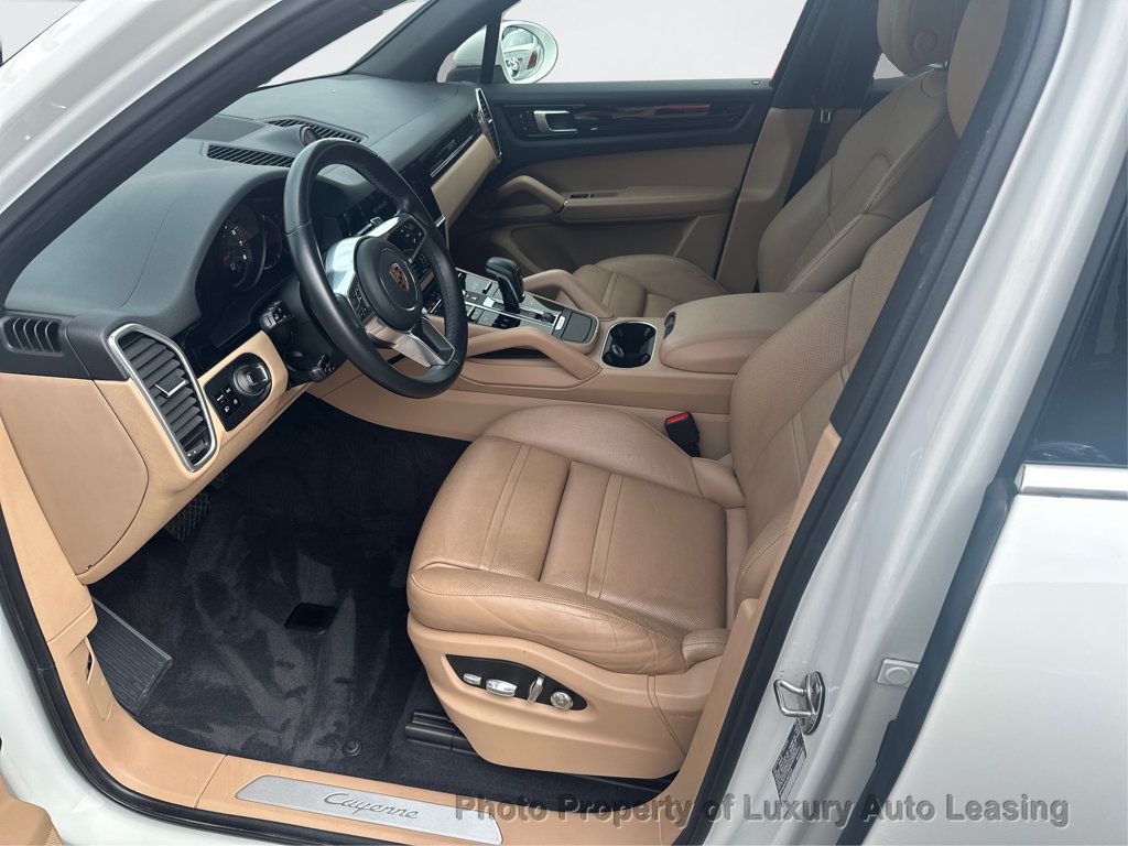 2020 Porsche Cayenne photo 9