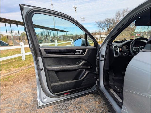 2020 Porsche Cayenne AWD - 22948389 - 8