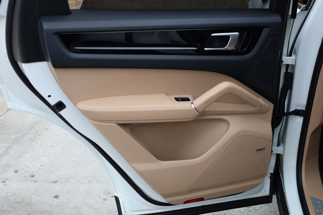 2020 Porsche Cayenne AWD - 22953416 - 16