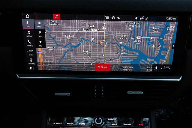 2020 Porsche Cayenne AWD - 23084178 - 9