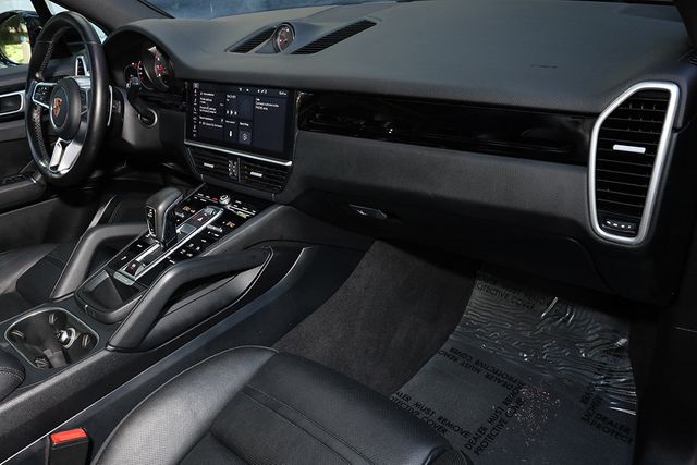 2020 Porsche Cayenne AWD - 23084178 - 38