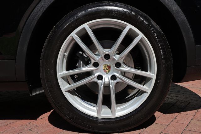 2020 Porsche Cayenne AWD - 23084178 - 56