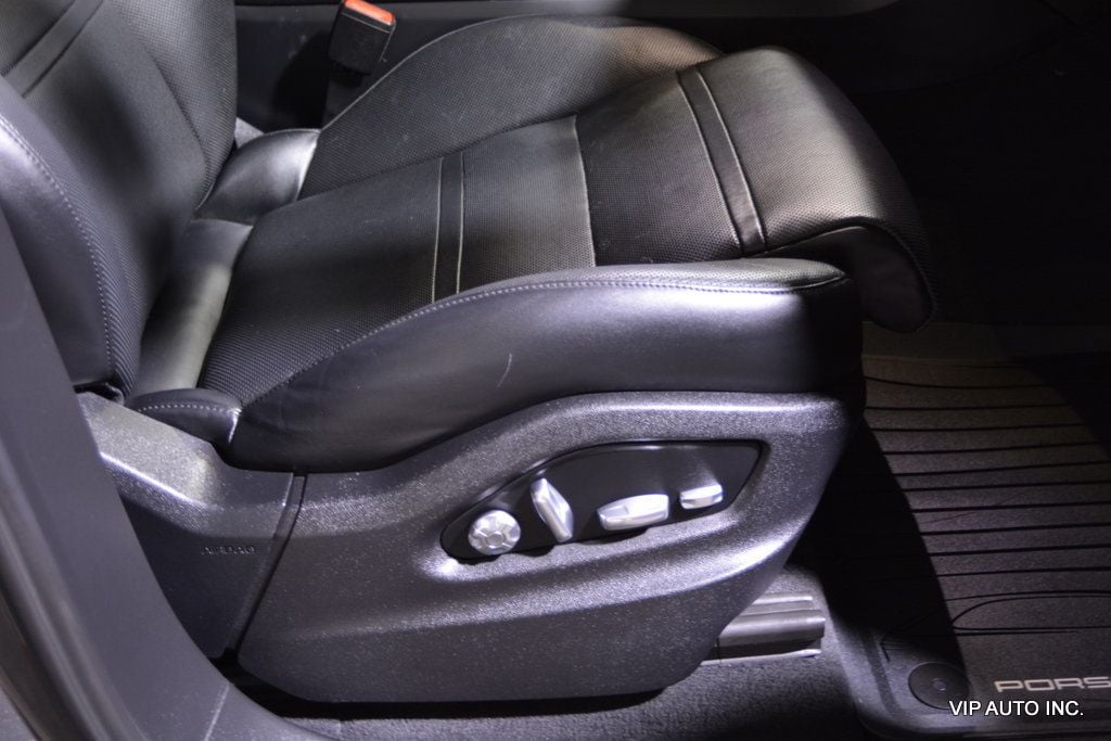 2020 Porsche Cayenne AWD - 22850508 - 19