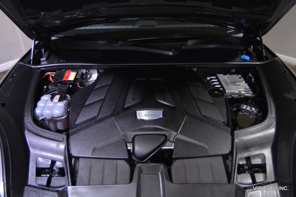 2020 Porsche Cayenne AWD - 22850508 - 32